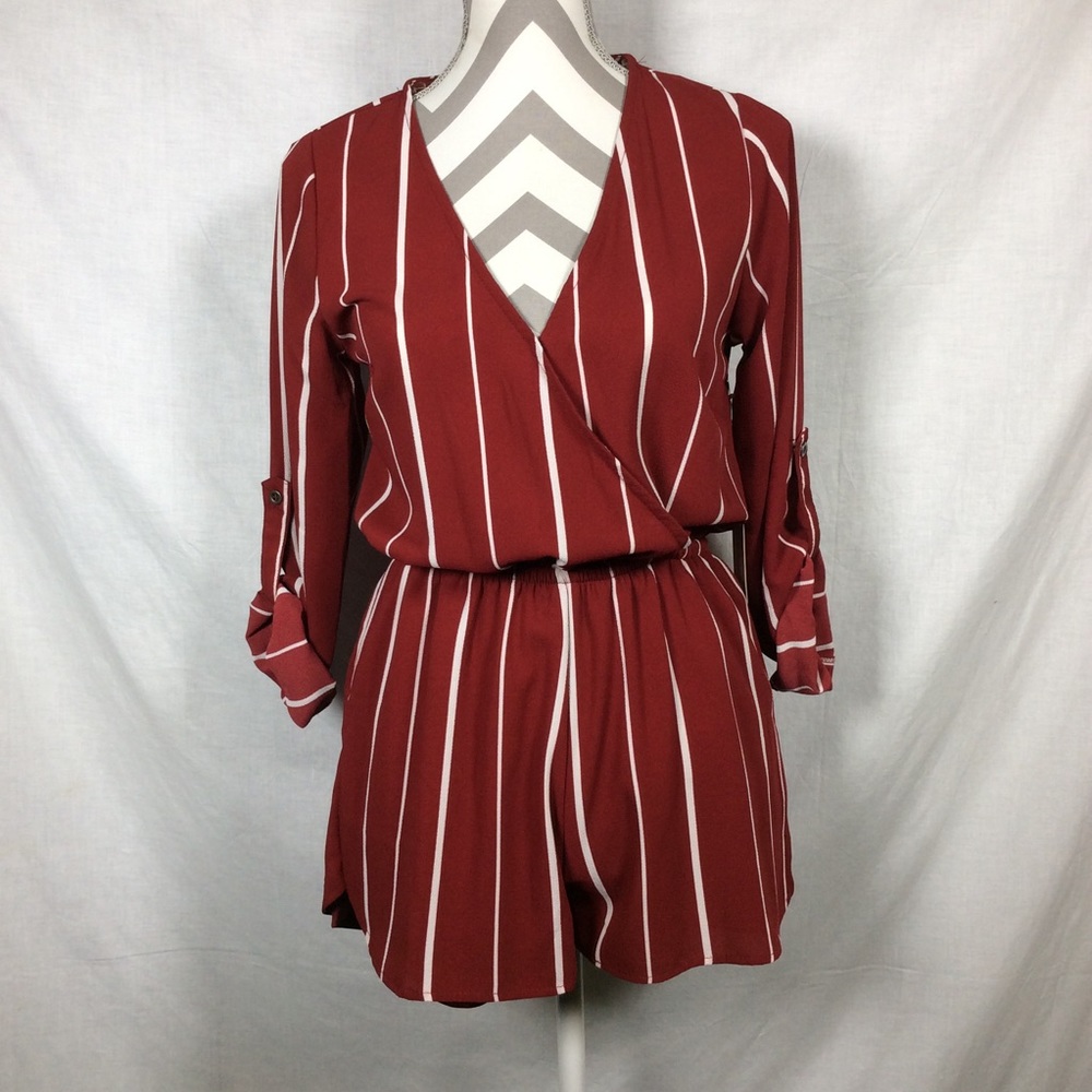 Iris Womens Burgundy Cream Striped V-neckline Long Sleeves Romper Sz S NWT